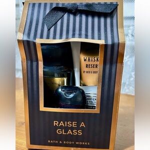 Bath and Body Works Travel Gift Set, raise a glass, whiskey reserve